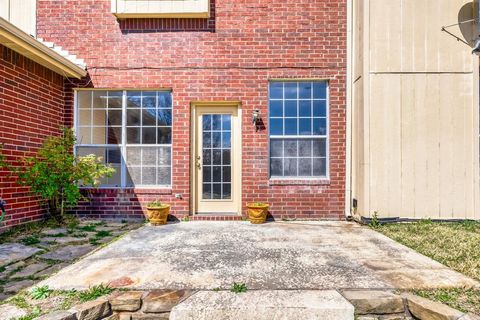 Tiny photo for 1514 Mission Ridge Trail, Carrollton, TX 75007 (MLS # 21192126)