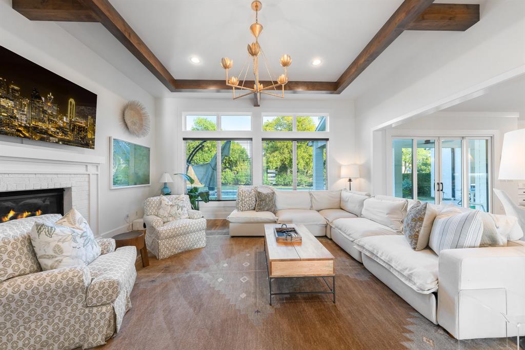 Country Club Road Estates Add - Residential