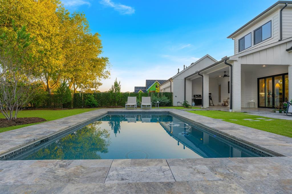 Country Club Road Estates Add - Residential