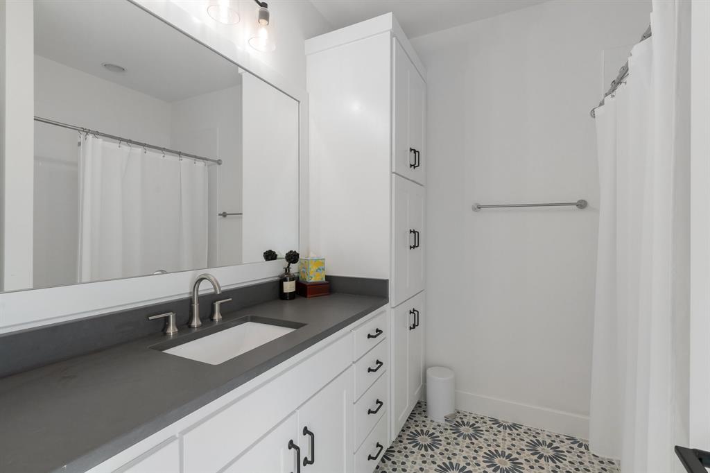 Country Club Road Estates Add - Residential