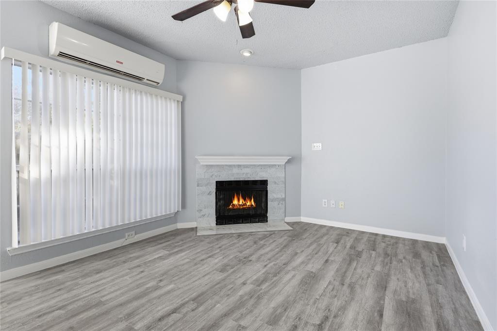 Oaks On The Ridge Condo - Residential