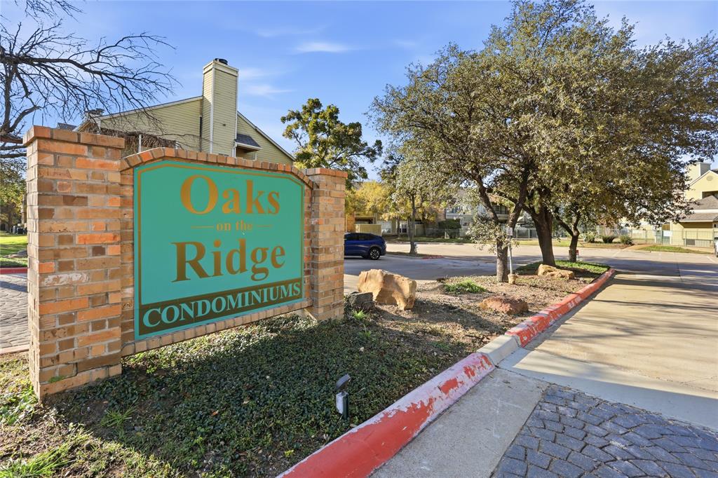 Oaks On The Ridge Condo - Residential