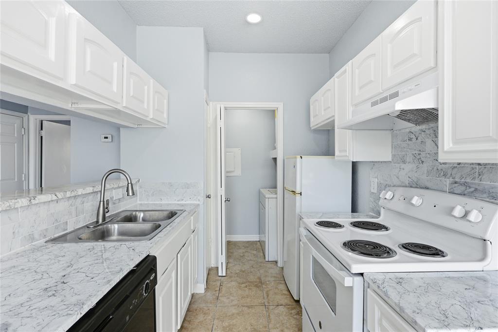 Oaks On The Ridge Condo - Residential