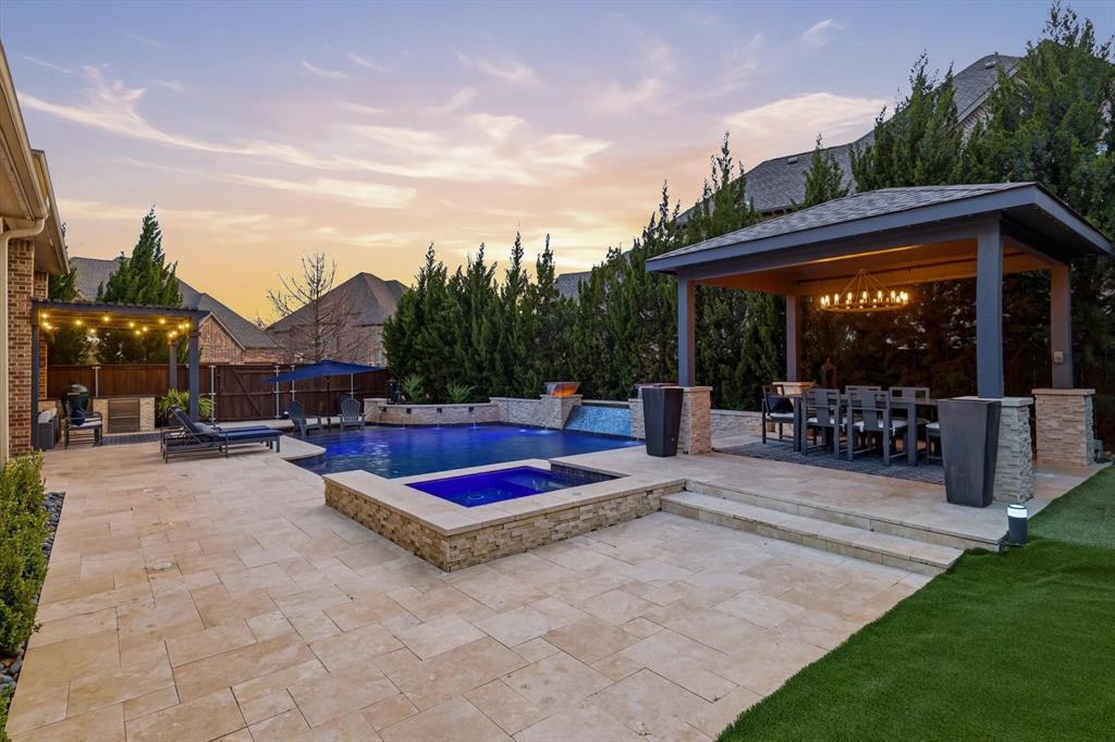 6701 Canyon Oak Court