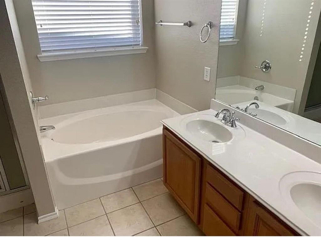 Trails Of Fossil Creek Ph I - Residential Lease