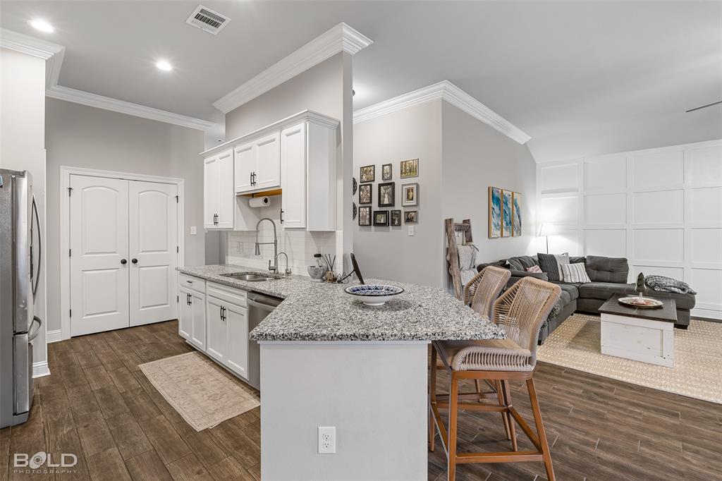 Bossier City, Louisiana 71111, United States, 3 Bedrooms Bedrooms, ,2 BathroomsBathrooms,Residential,Active,11942