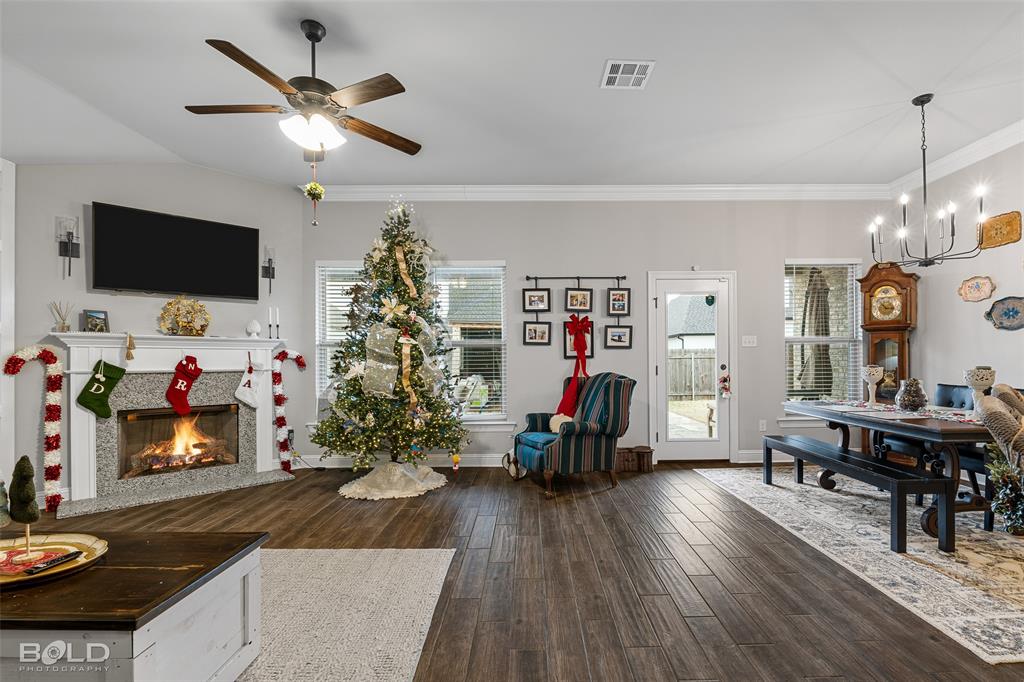 Bossier City, Louisiana 71111, United States, 3 Bedrooms Bedrooms, ,2 BathroomsBathrooms,Residential,Active,11942