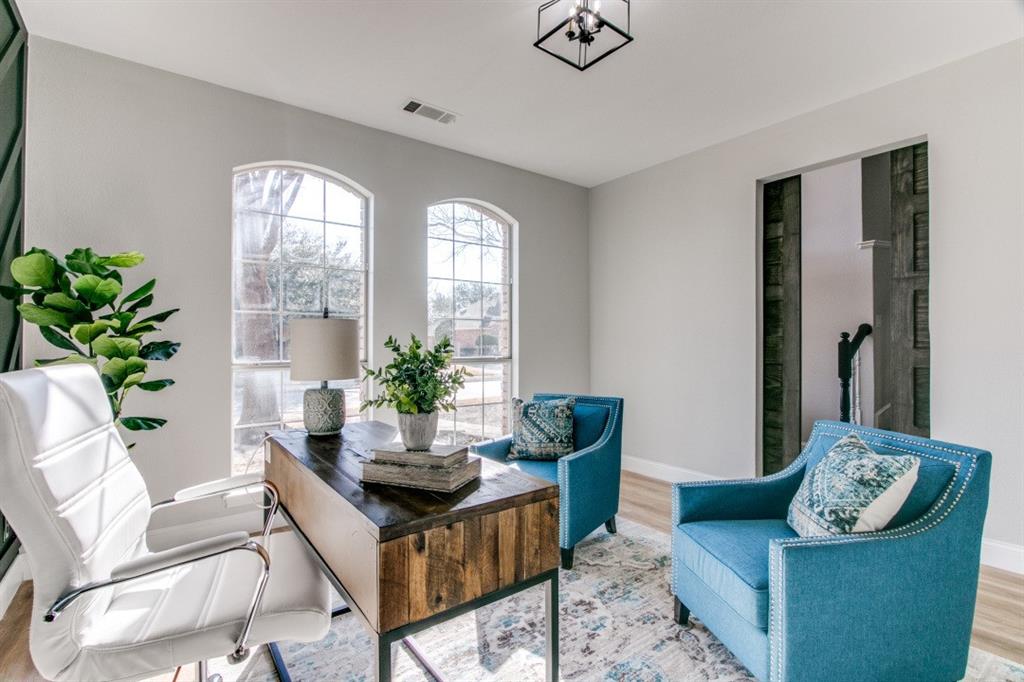 6606 Carriage Drive