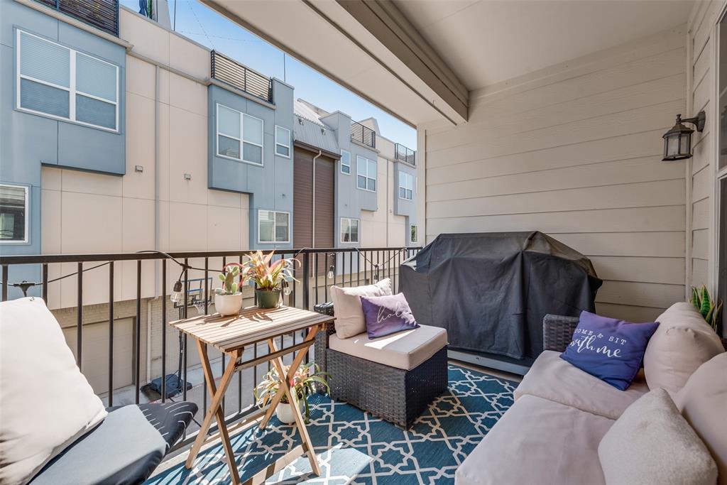 Metropolitan on Live Oak PH 1A - Residential Lease