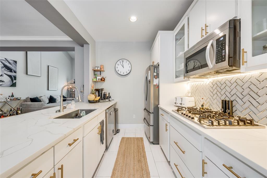 Metropolitan on Live Oak PH 1A - Residential Lease