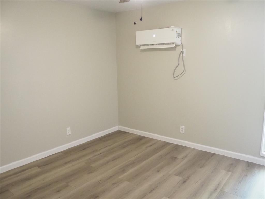 NORTHGALE VILLAGE CONDOMINIUMS - Residential Lease