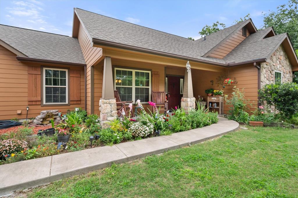 123 Clubhouse Drive