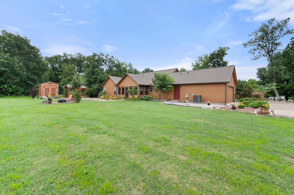 123 Clubhouse Drive