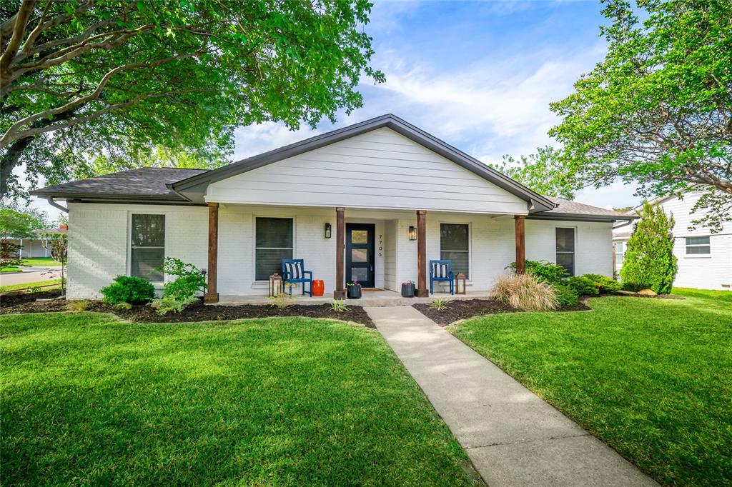 7705 El Pensador Drive