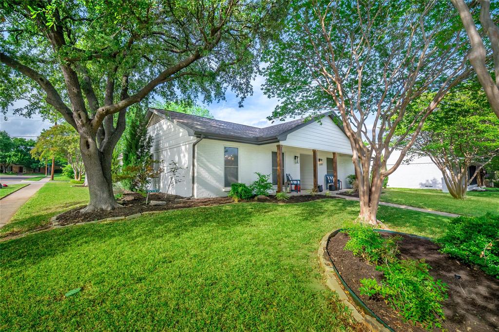 7705 El Pensador Drive