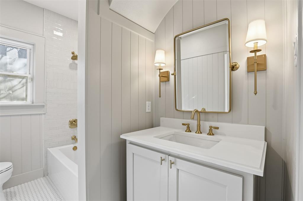 Chamberlain Arlington Heights 1st - Residential