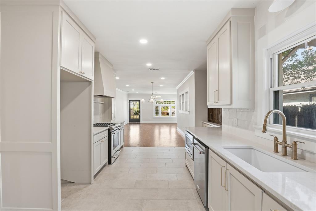 Chamberlain Arlington Heights 1st - Residential