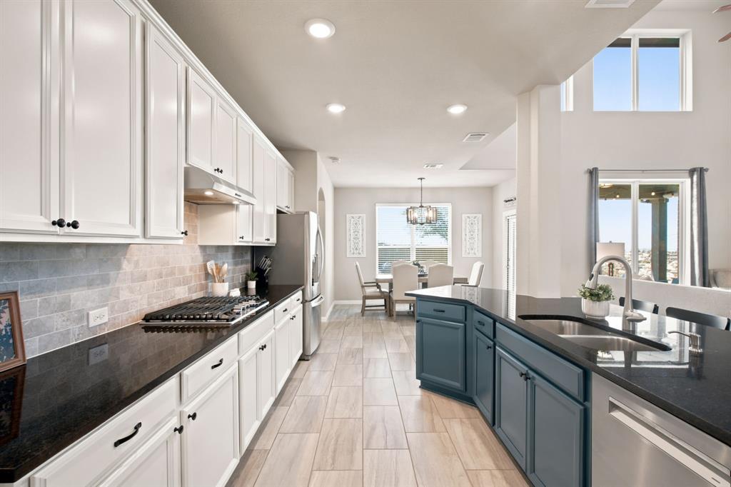 1605 Tanglewood Trail