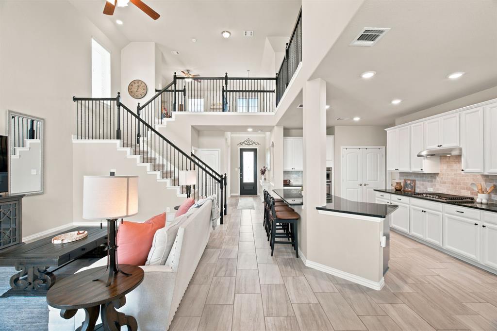 1605 Tanglewood Trail