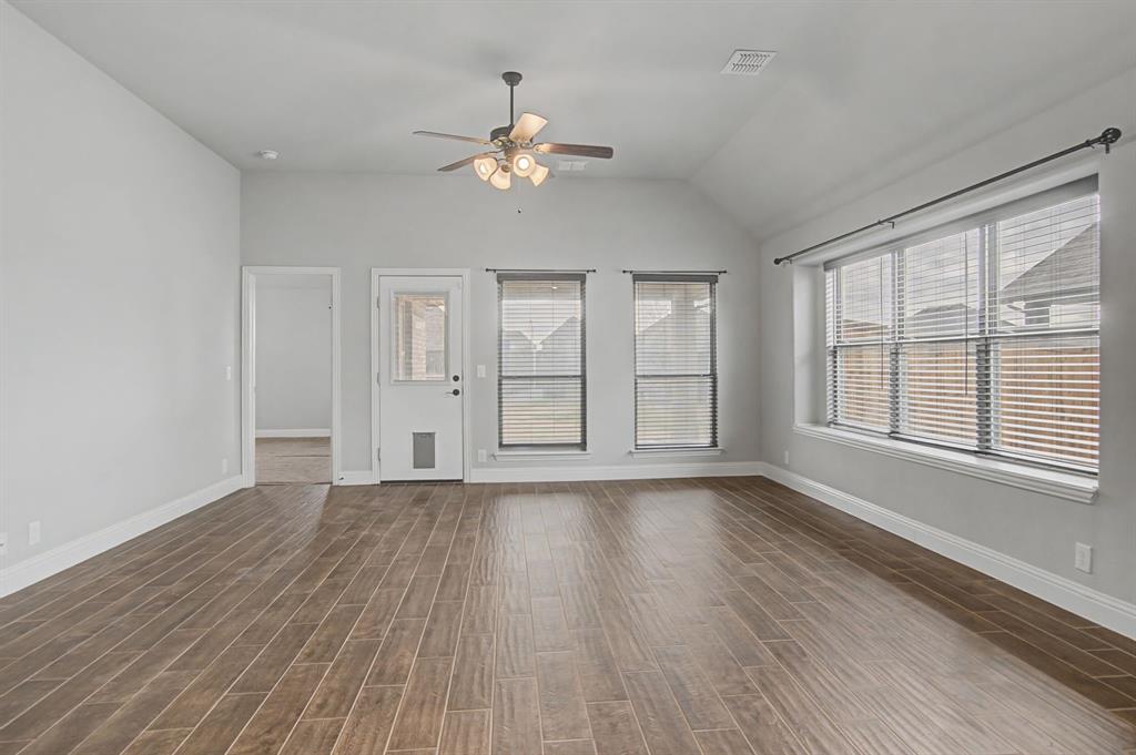 Live Oak Crk - Residential