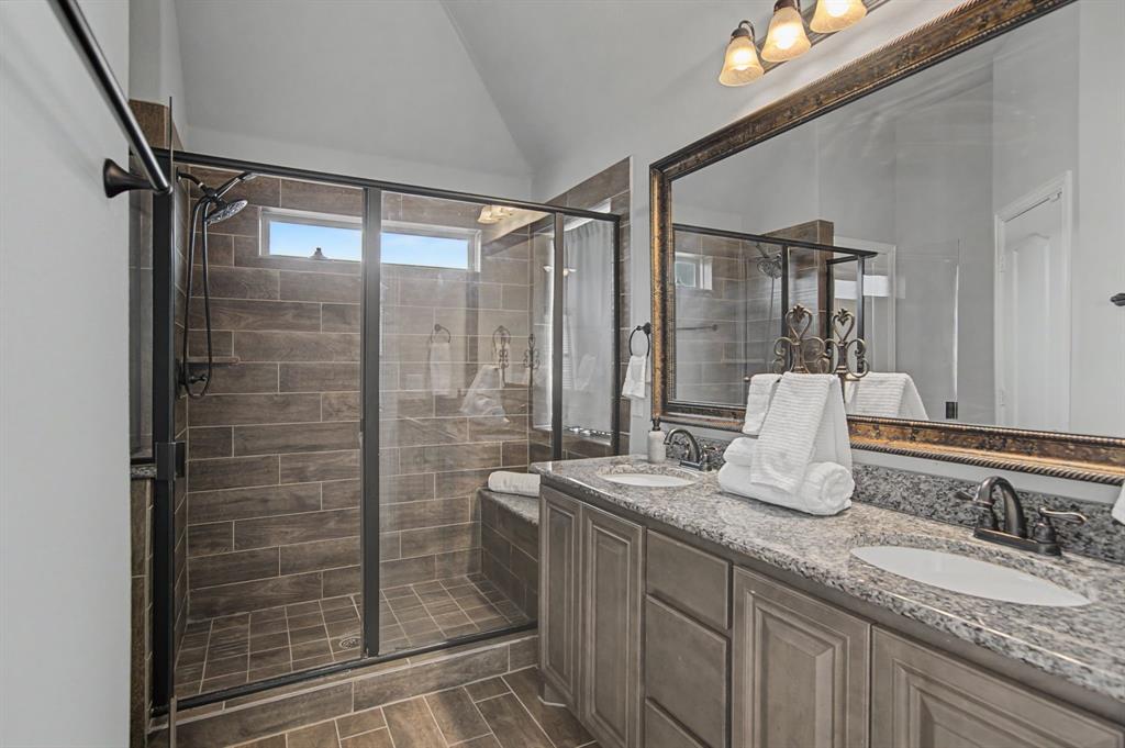 Live Oak Crk - Residential