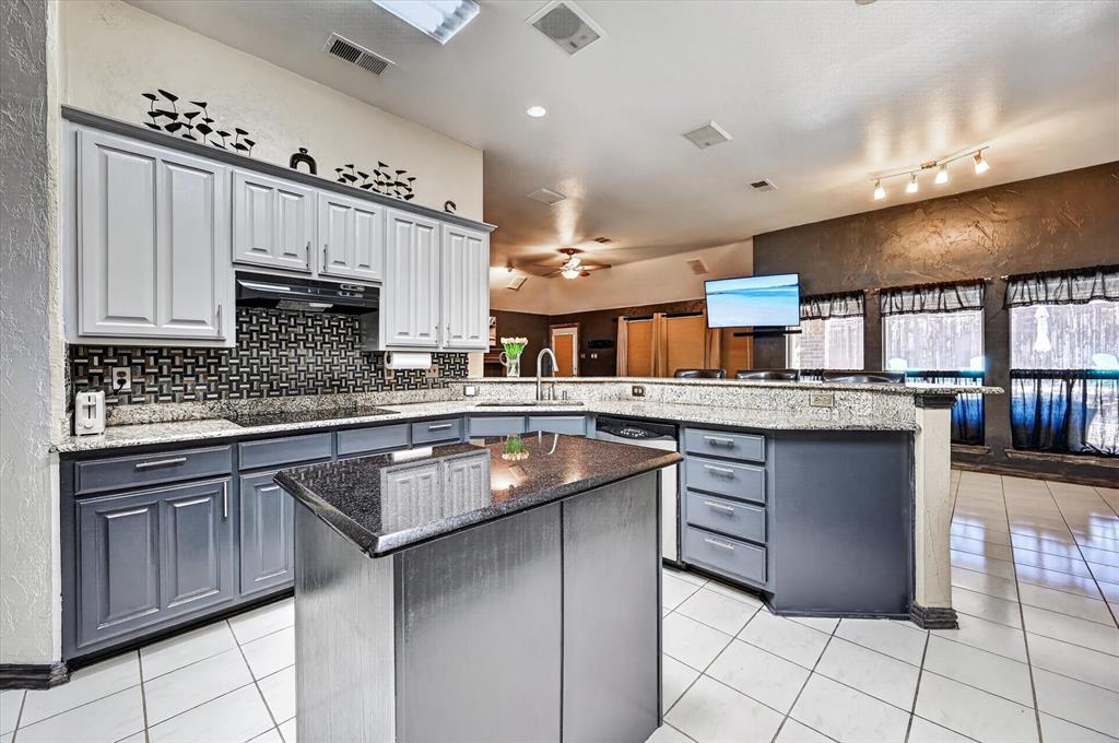 6001 Rock Cove