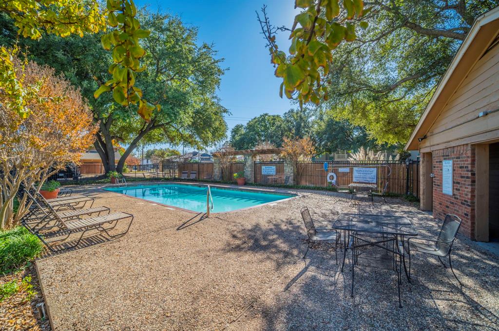 Cedar Creek Twnhms - Residential Lease