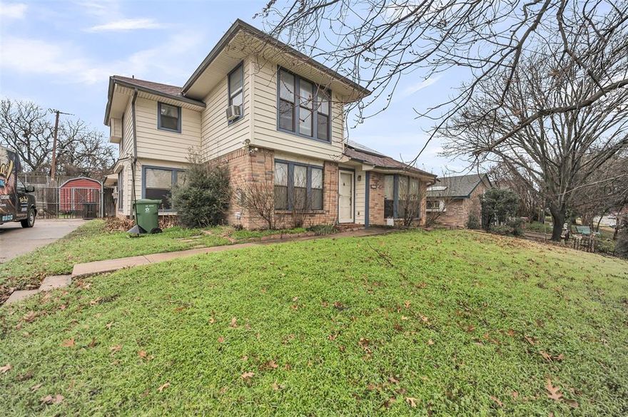 So much space, so many possibilities! This home is ready for you to make it your own. It has room for everyone and then some! With TWO LIVING AREAS, a FORMAL DINING ROOM, and a BONUS ROOM that is ideal for a playroom or home gym. You’ll never run out of space to spread out! Upstairs, a LOFT adds even more flexibility and the convenient SECOND-FLOOR LAUNDRY makes chores a breeze. Entertaining is effortless with all this space and the BUILT-IN DRY BAR is perfect for mixing up cocktails or creating a stylish coffee station! The primary suite is a true retreat. The spa-like ensuite comes with an OVERSIZED SHOWER and a JETTED TUB. It’s the ideal place to unwind after a long day. And when it’s time for outdoor fun, the PRIVATE POOL is waiting to shine. Plus, SOLAR PANELS help keep energy costs down while making your home more efficient. Don’t miss your chance to bring your vision to life! See it TODAY!