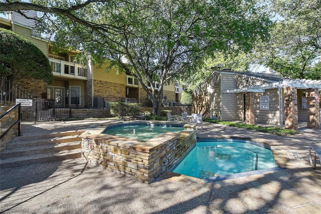 Preston On Creek Condos - Residential