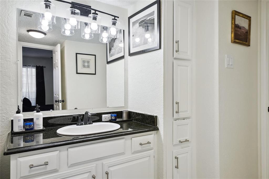 Preston On Creek Condos - Residential