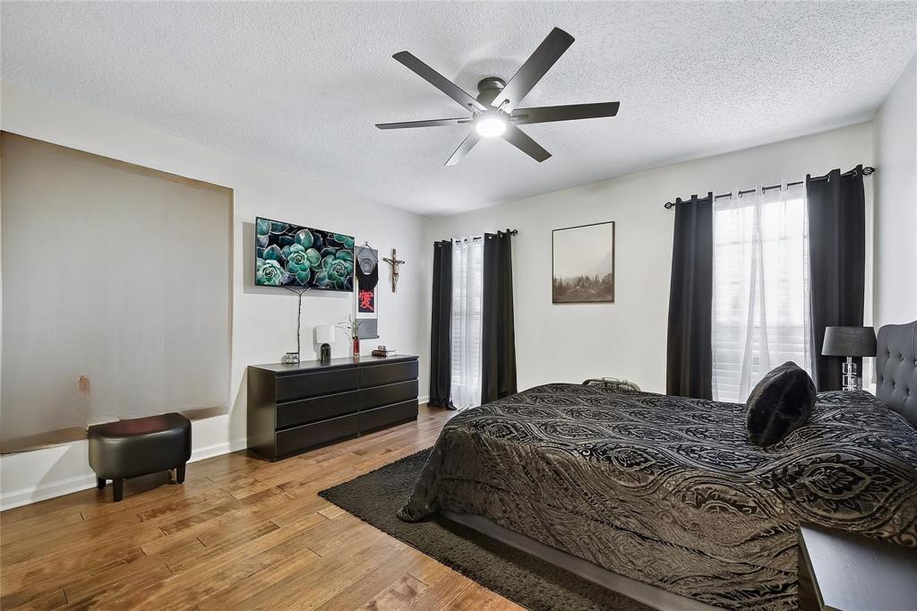 Preston On Creek Condos - Residential