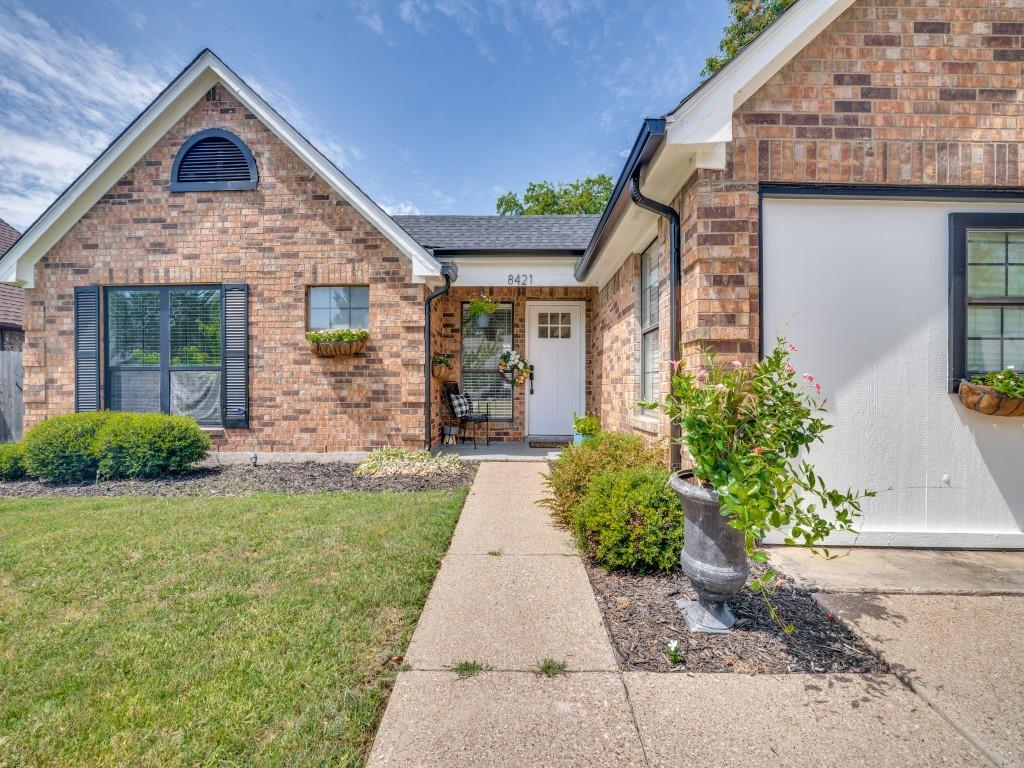 8421 Liberty Lane