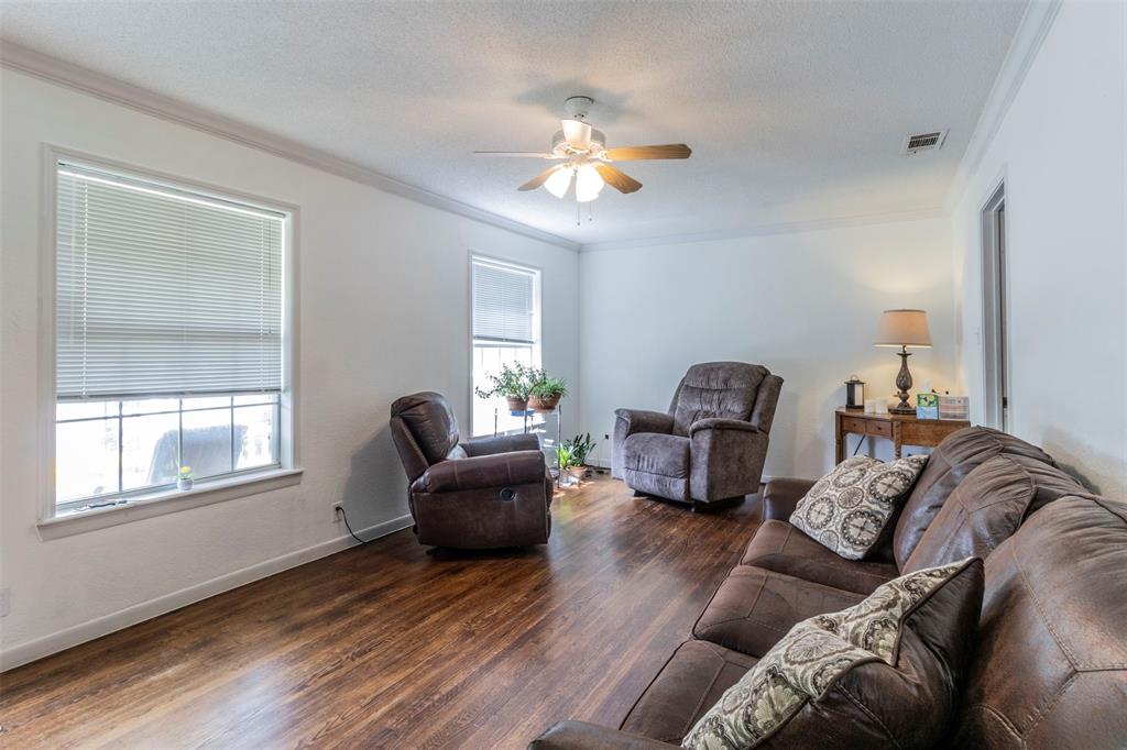1205 Marshalldale Drive