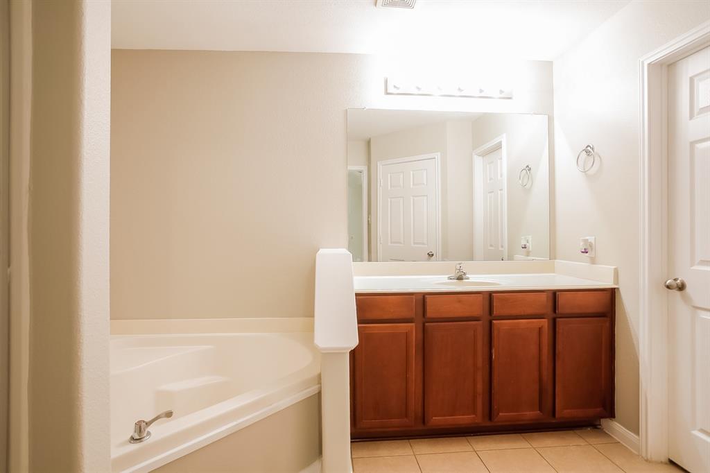 Woodland Creek Ph II - Residential Lease