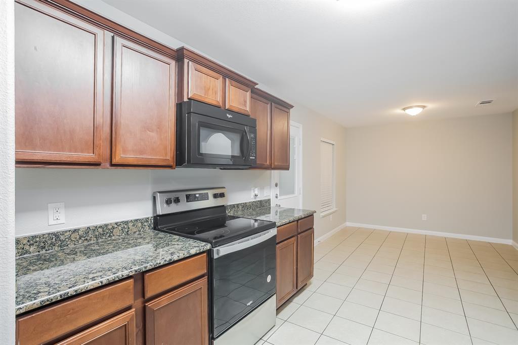 Woodland Creek Ph II - Residential Lease