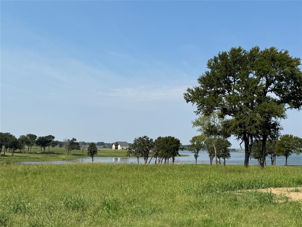 237 Lakeshore Terrace