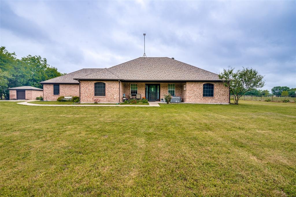 2180 County Road 2218