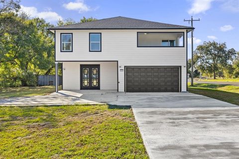 111 2nd Street Pecan Gap TX 75469