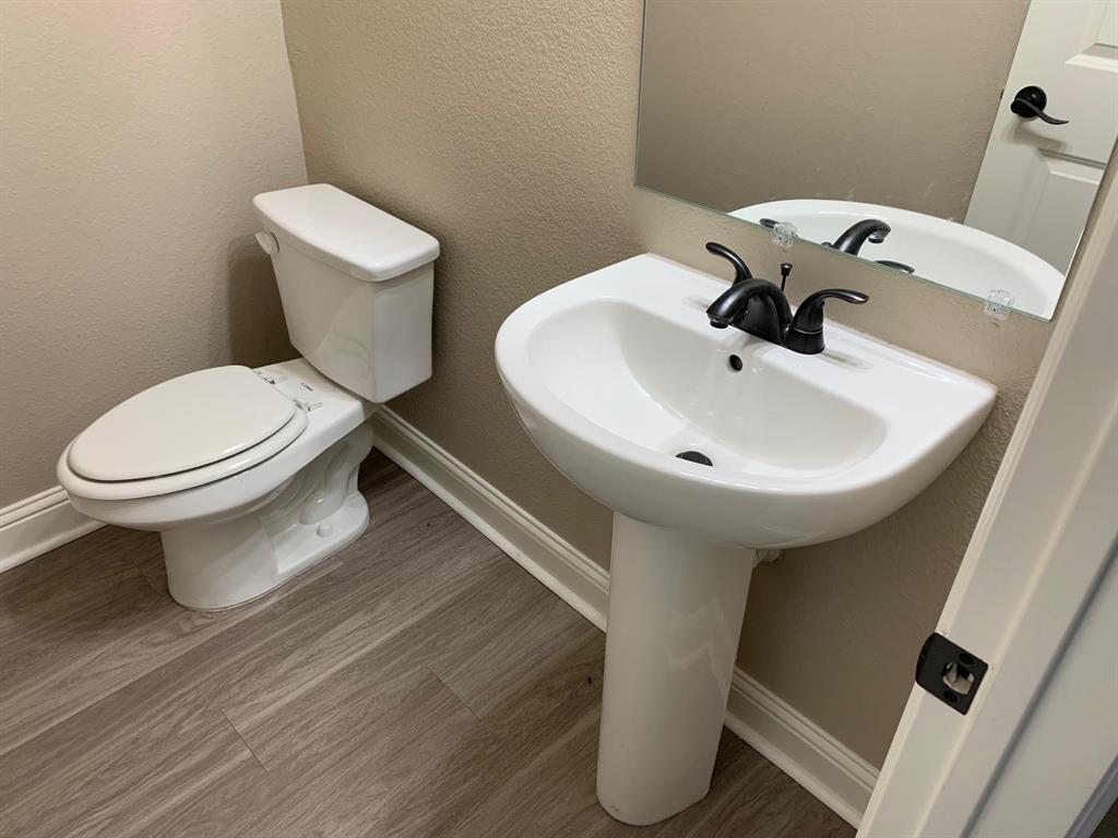 Wylie Lake Twnhms Add - Residential Lease