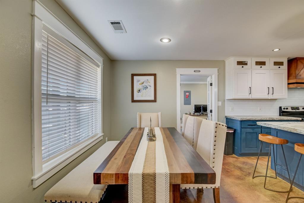 405 Hubbard