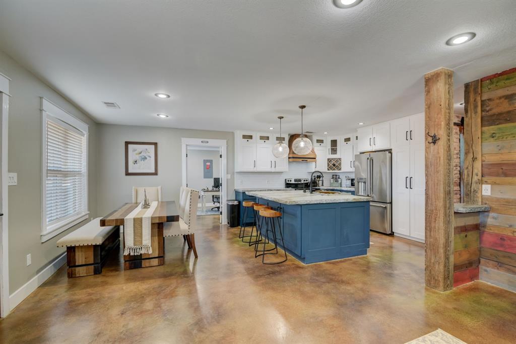 405 Hubbard