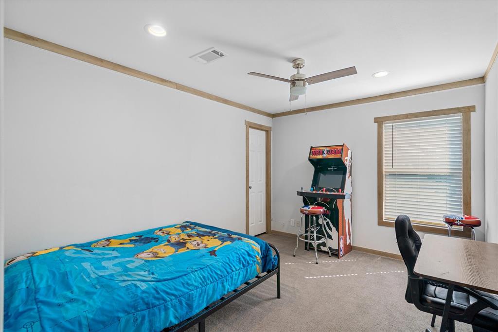 M NEAL - Residential Lease