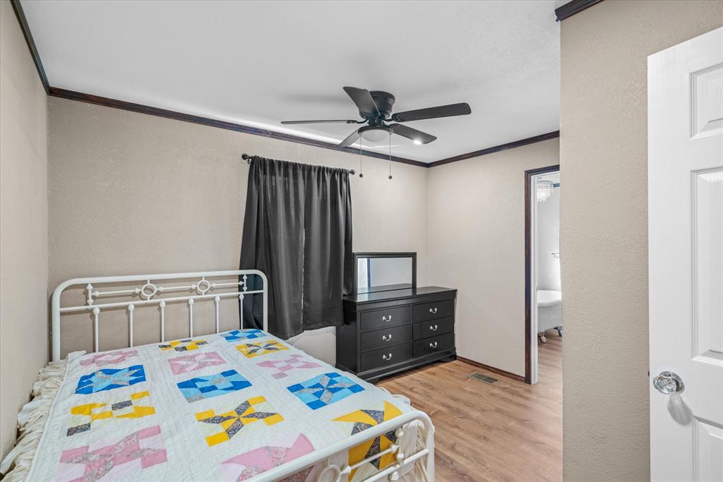 M NEAL - Residential Lease