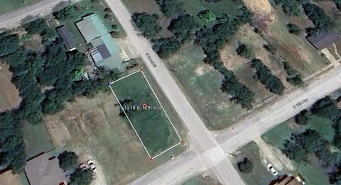 1218 E 12th Avenue Corsicana TX 75110