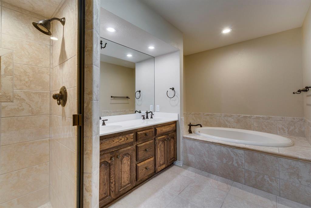 Lakegrove - Residential