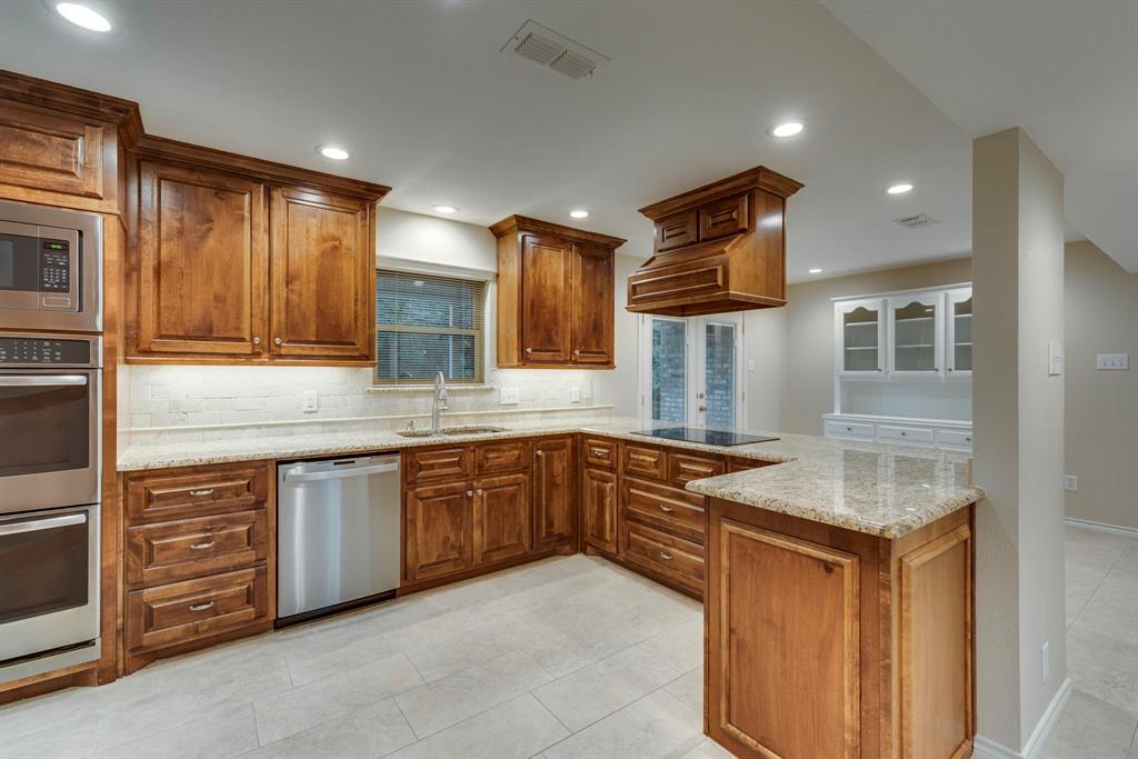 Lakegrove - Residential