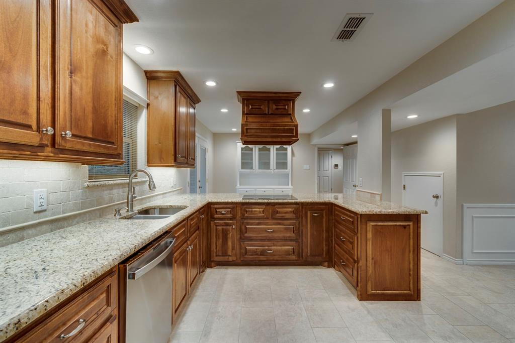 Lakegrove - Residential