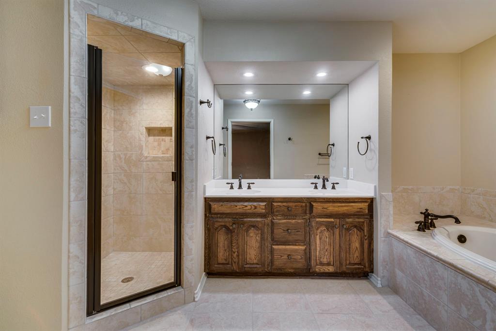 Lakegrove - Residential