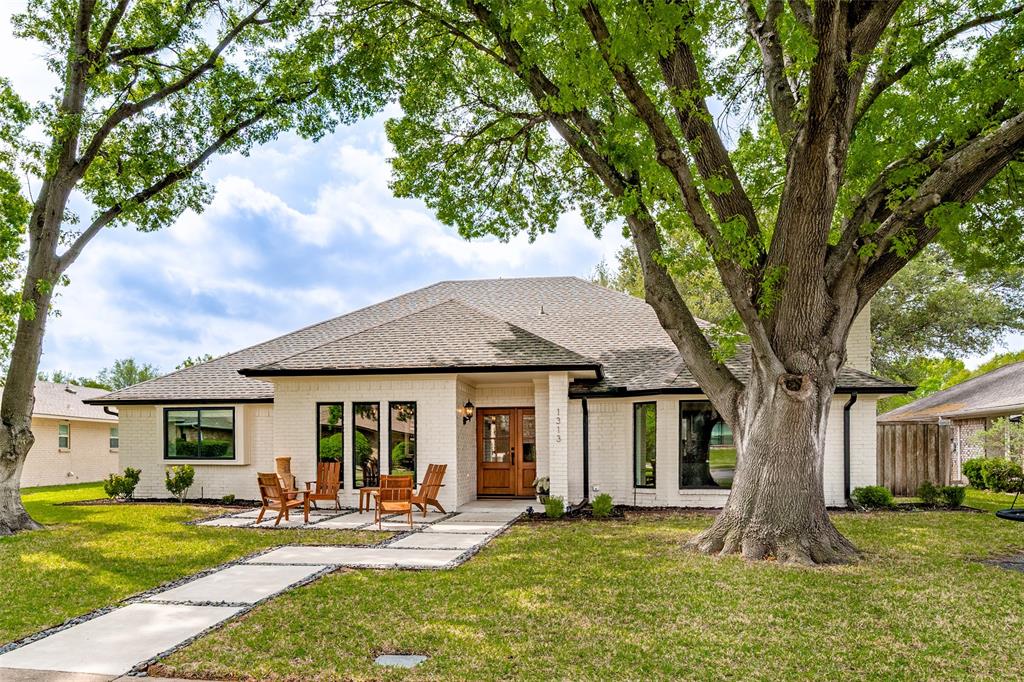 1313 Huntington Drive