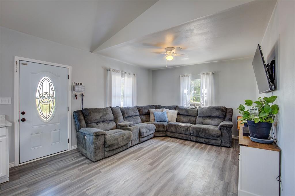 1867 County Road 4131